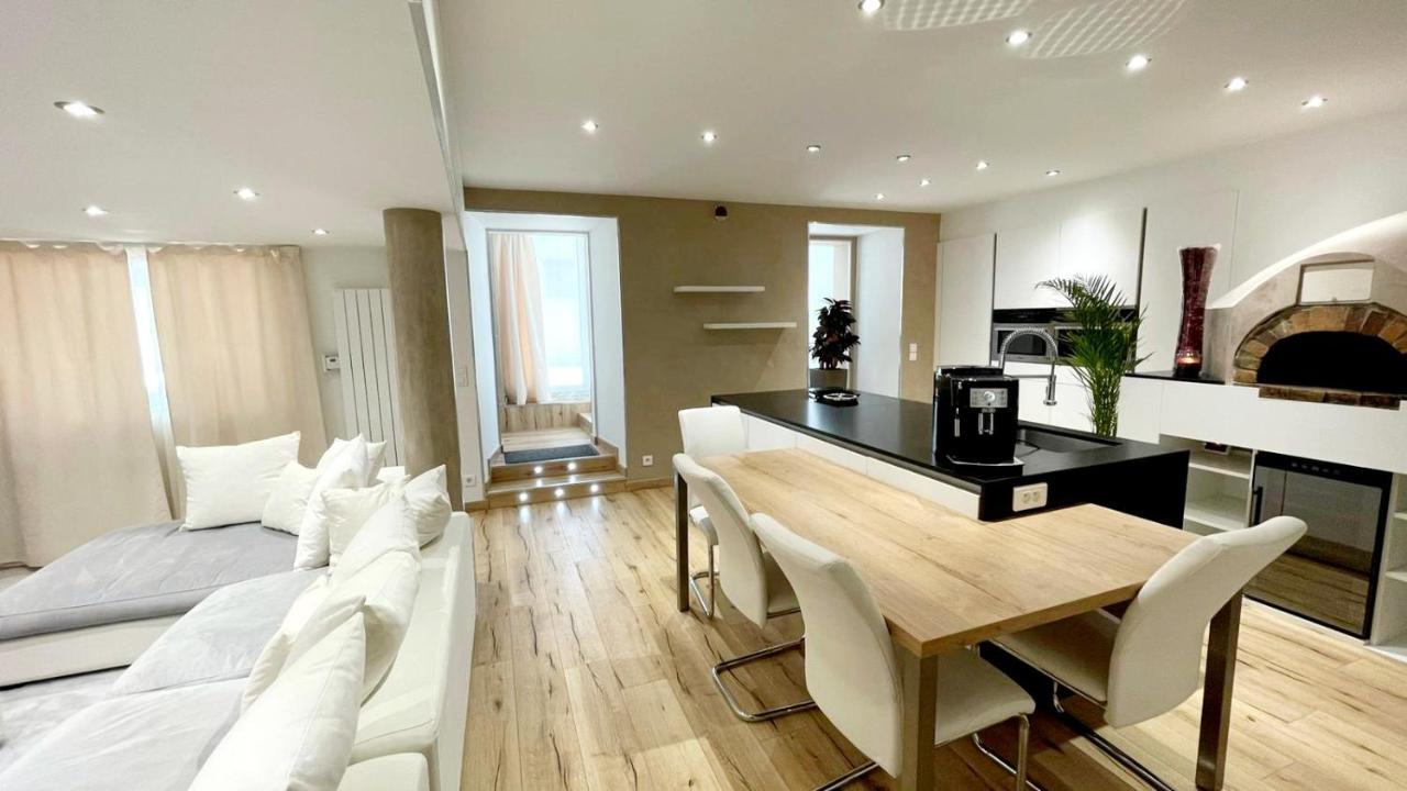 Appartement En Bord De Lac Avec Jaccuzi Publier Exterior foto
